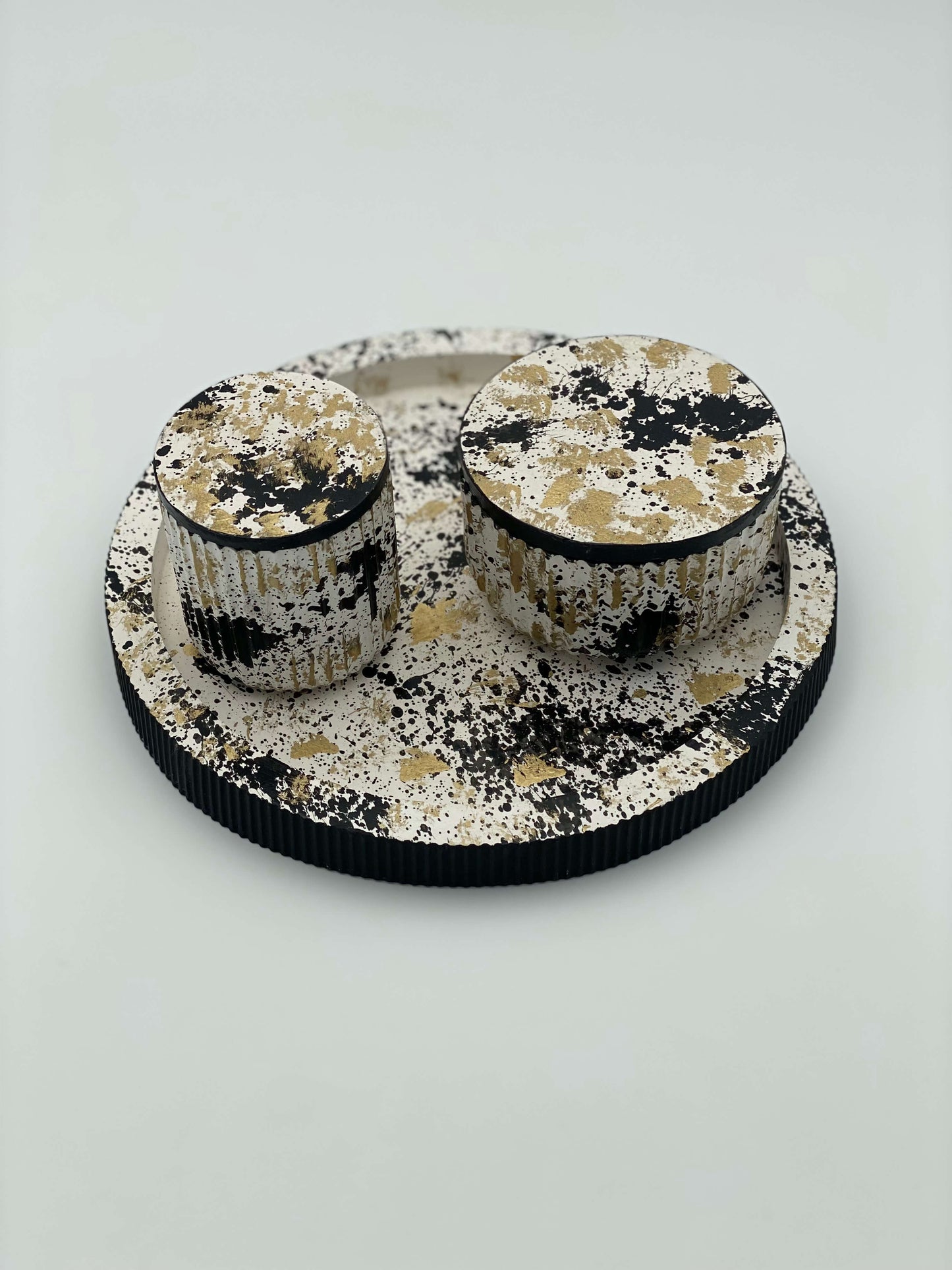 Modern Art-Inspired Concrete Vanity Set – Black, White & Gold Splatter Design